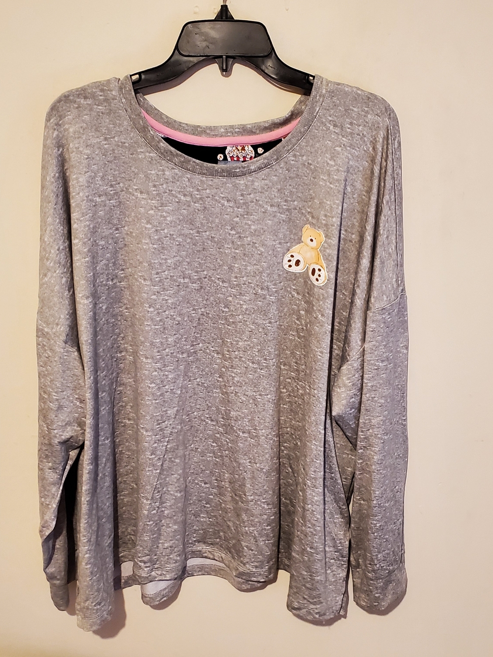 Girls' Gray Long-Sleeve Top with Bear Patch Size 3x